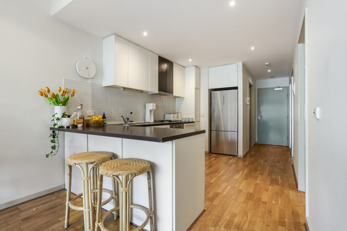 302 / 99 Nott Street PORT MELBOURNE - Residential for sale