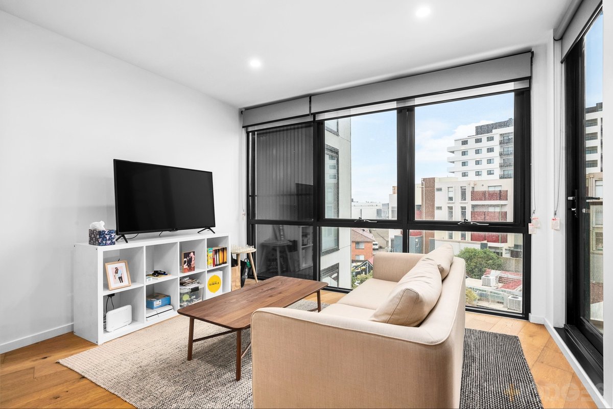 304 / 3 Chesterville Road Cheltenham - Residential for sale