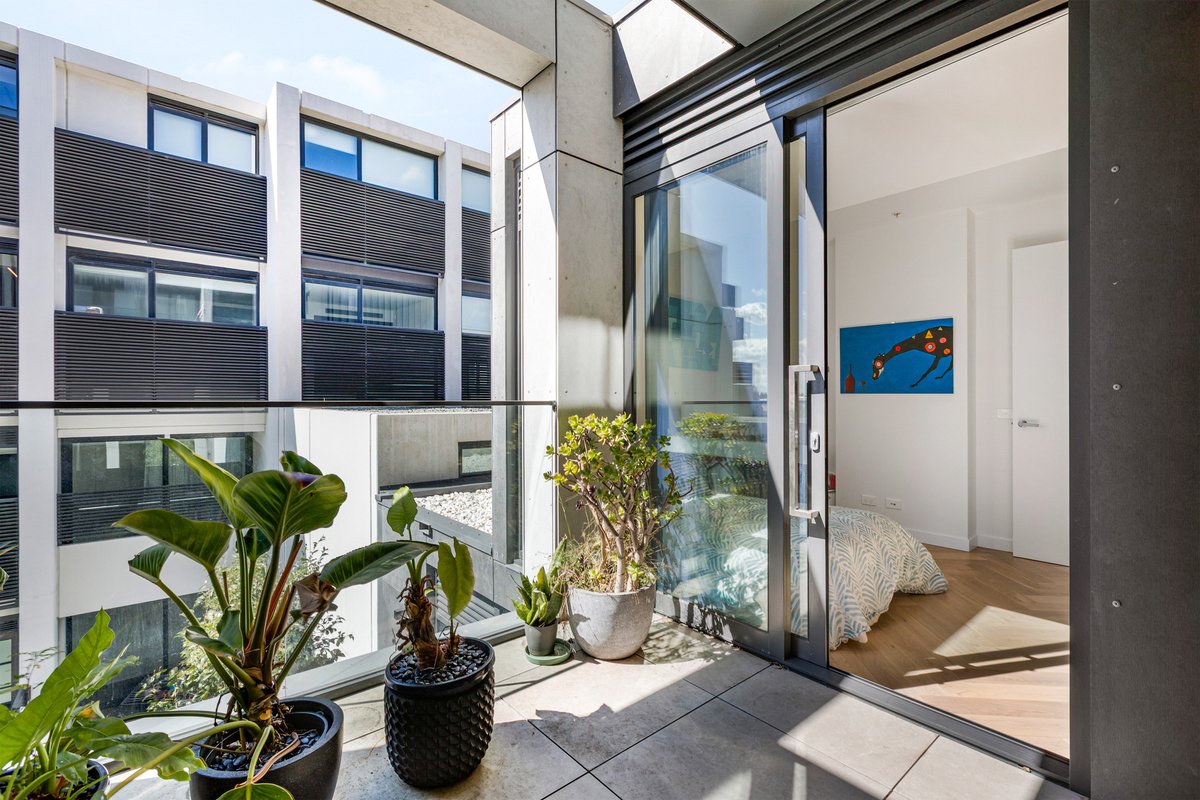 305 / 431 Hampton Street Hampton - Residential for sale