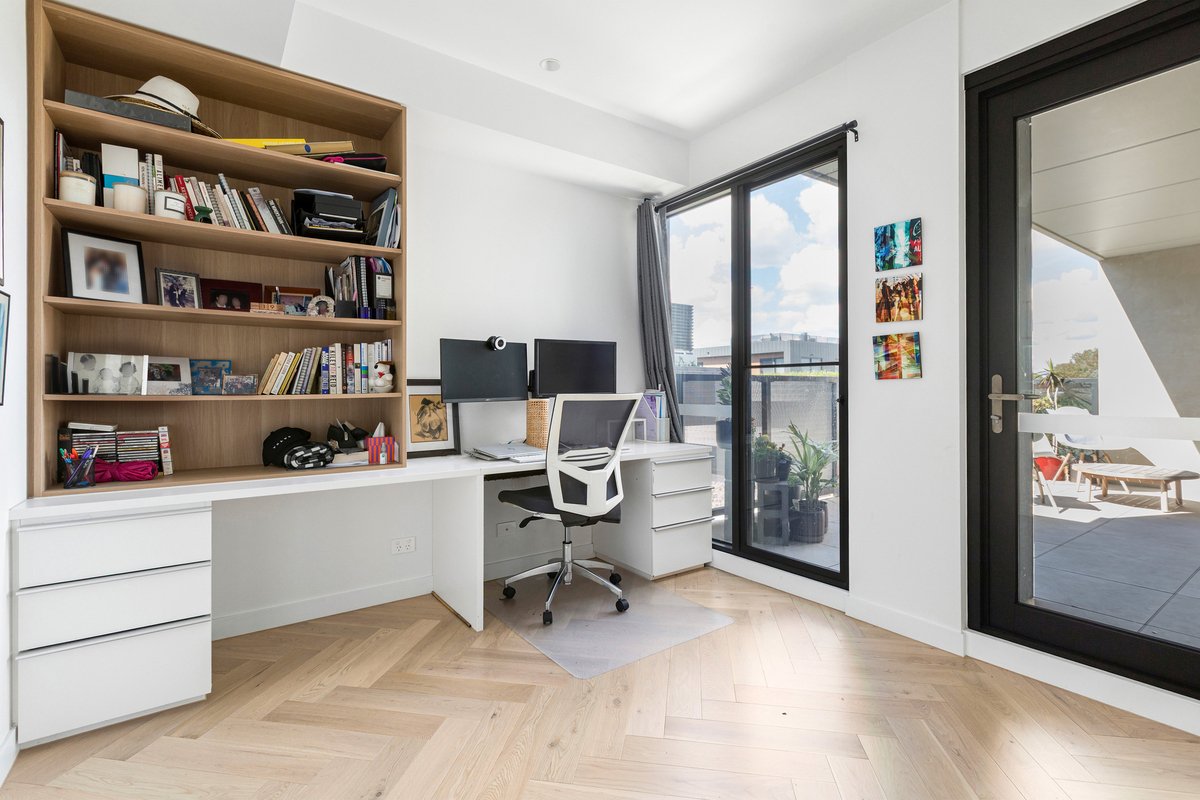 305 / 431 Hampton Street Hampton - Residential for sale
