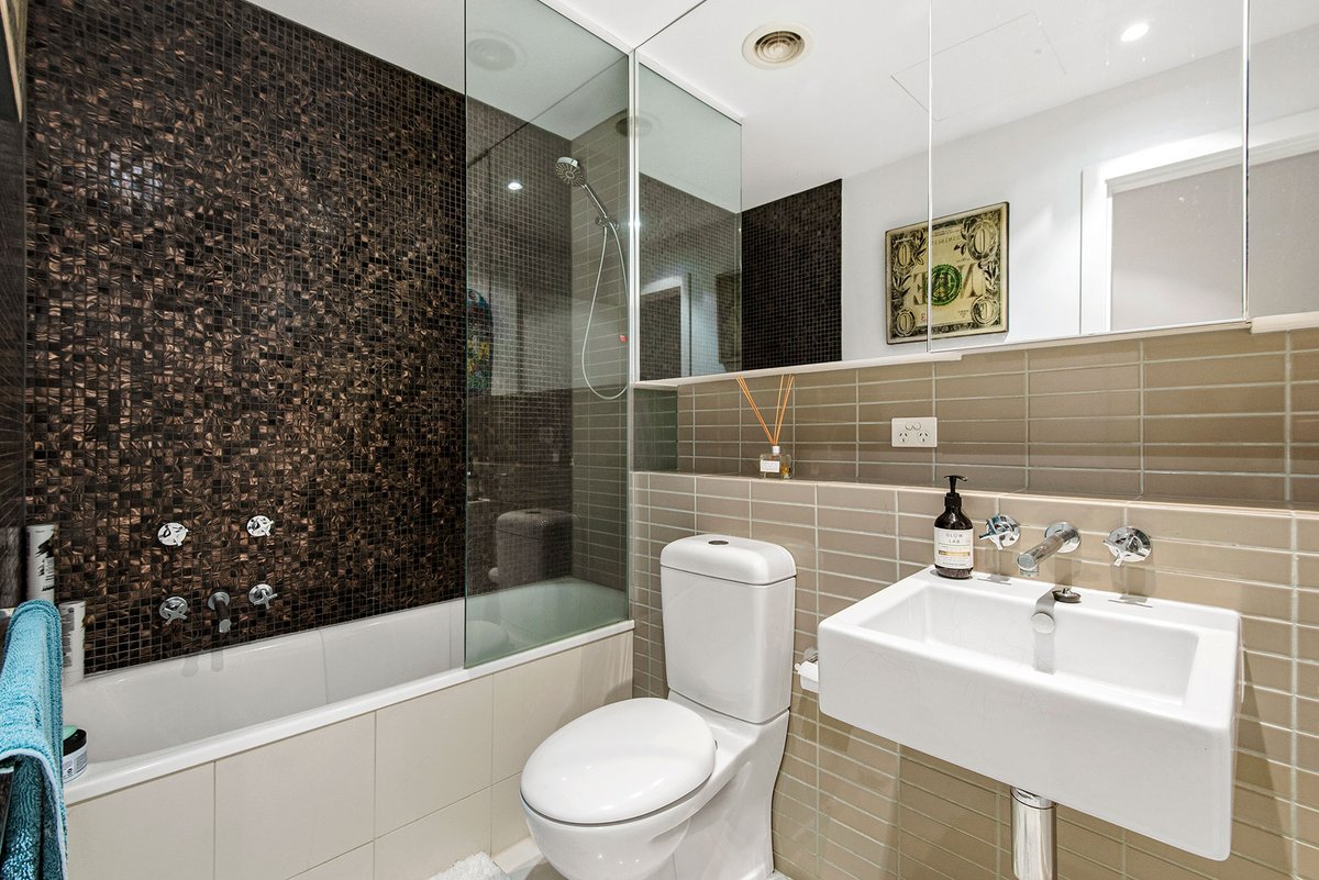 307 / 55 Queens Road MELBOURNE - Residential for sale