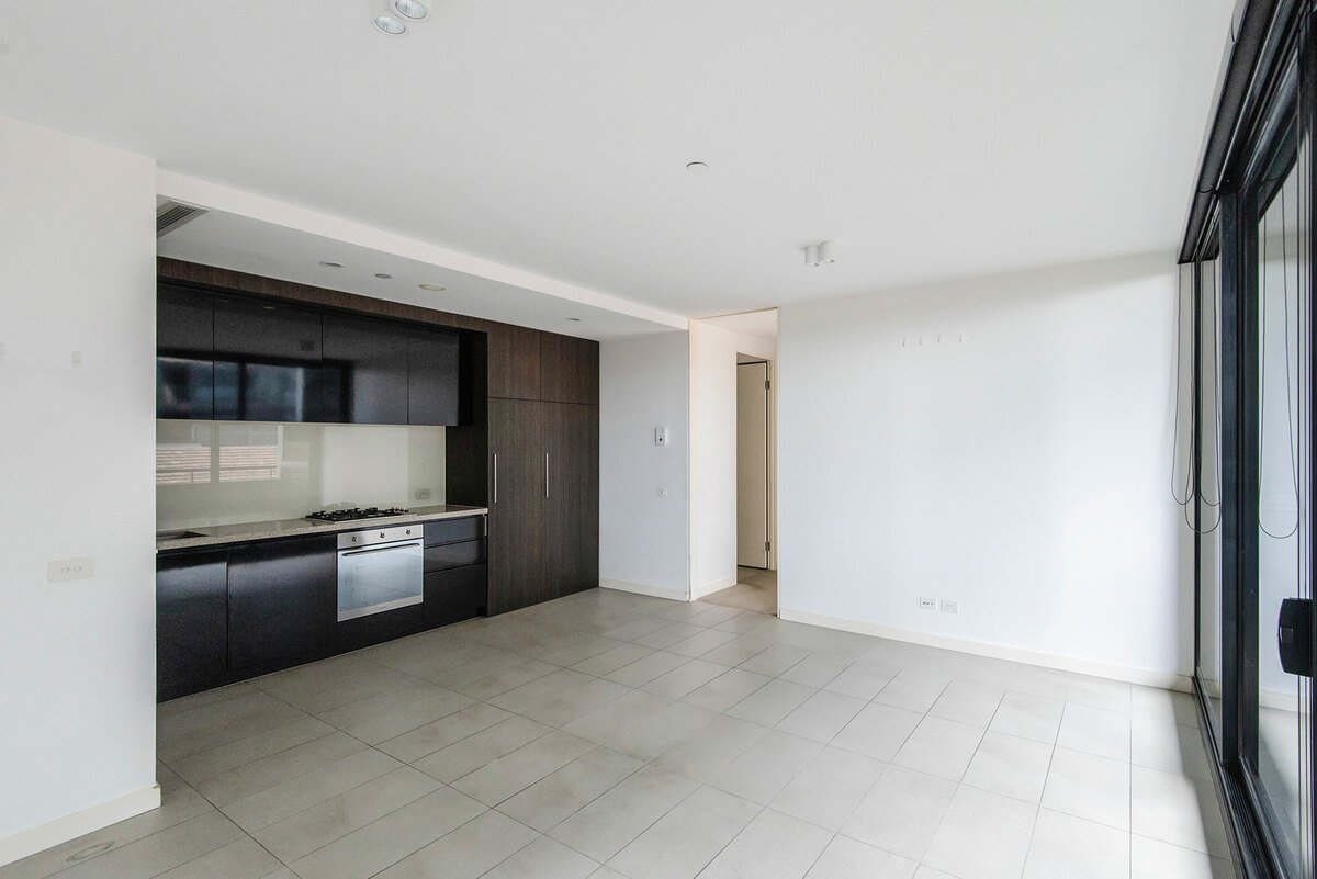308 / 74 Queens Road Melbourne - Residential for lease