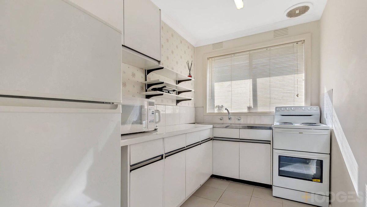 3 / 1-6 Chaprowe Court Cheltenham - Residential for sale