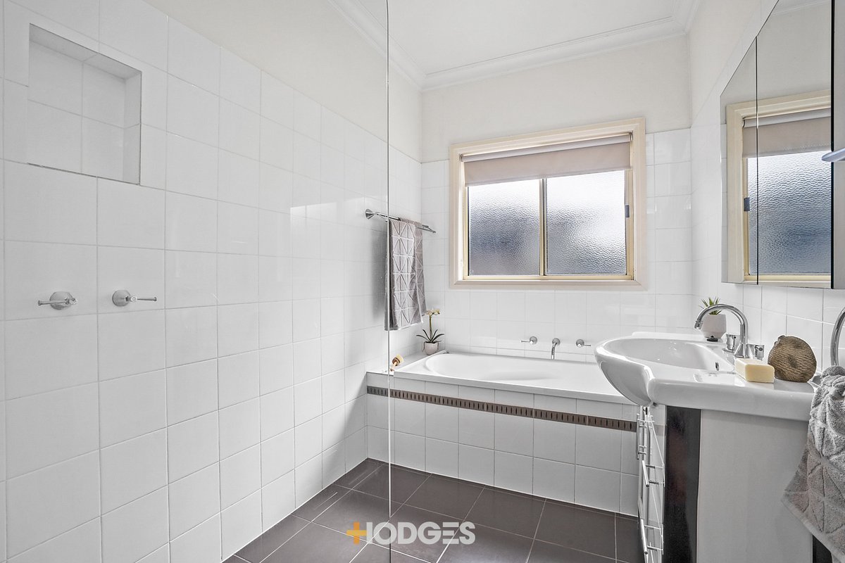 31 Bakewell Street Herne Hill - Residential for sale