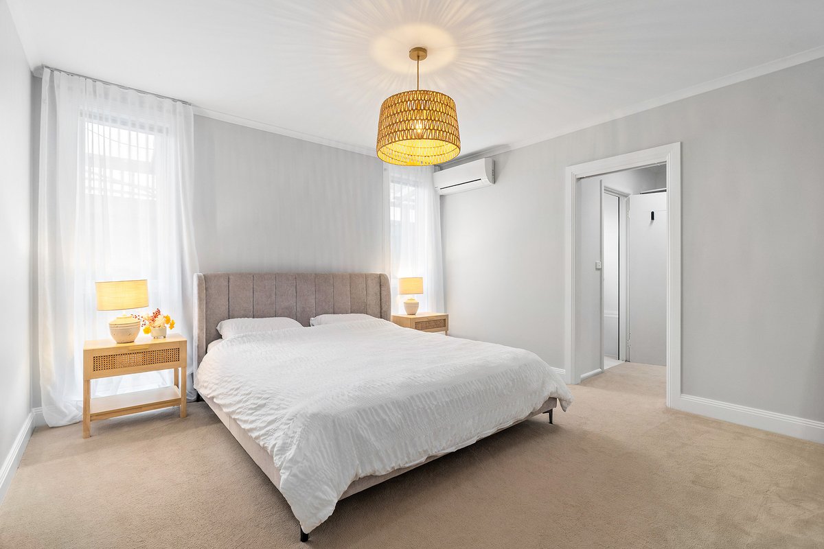31 Parkview Crescent Hampton East - Residential for lease