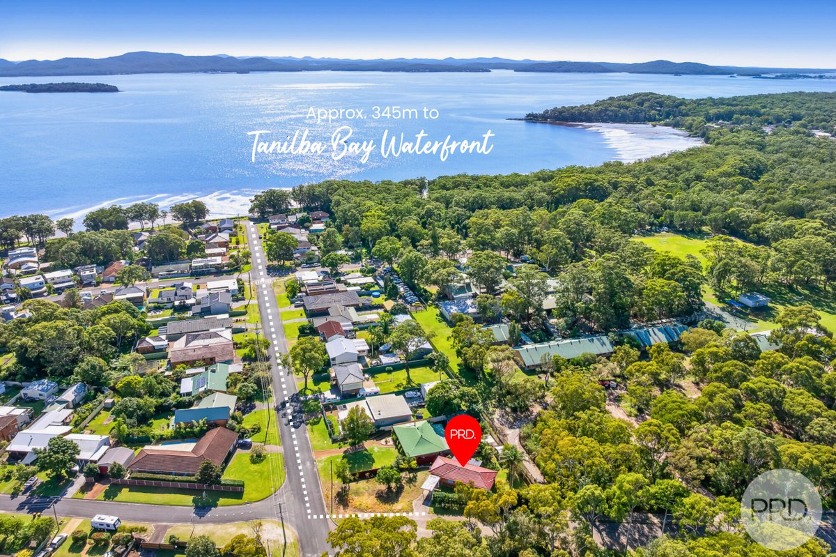 31 President Wilson Walk, TANILBA BAY NSW 2319