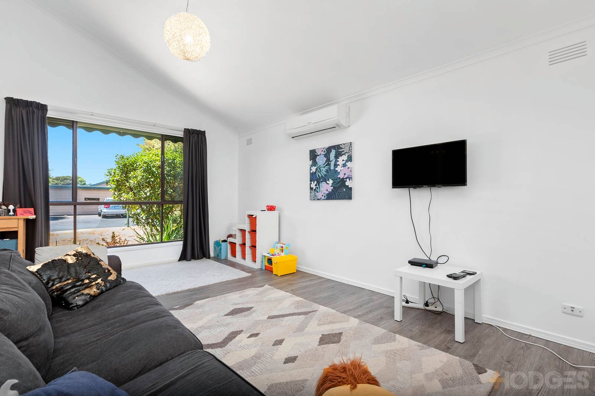 31 Woodland Drive Cheltenham - Residential for sale