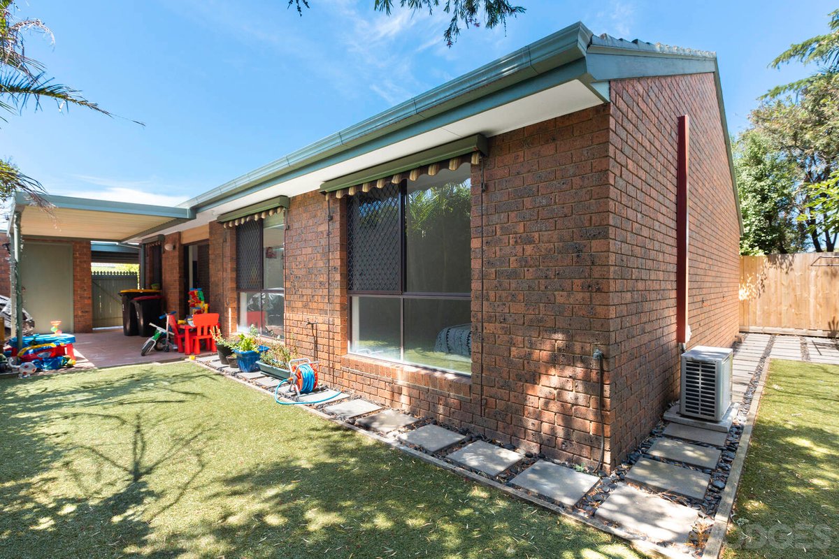 31 Woodland Drive Cheltenham - Residential for sale
