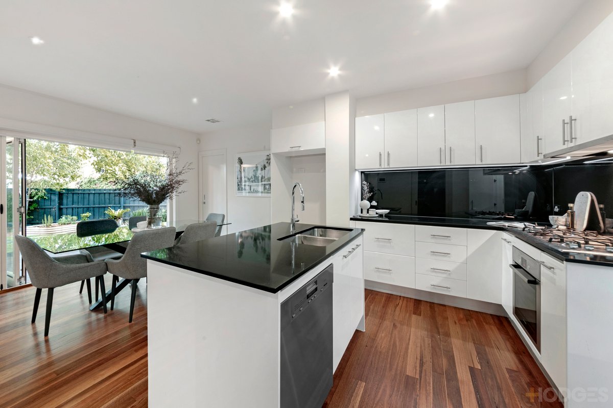 3 / 10 Brown Street Brighton East - Residential for sale