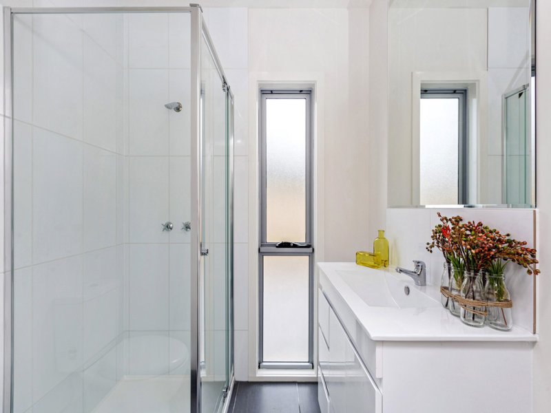 3 / 10 Clarendon Parade WEST FOOTSCRAY - Residential for sale