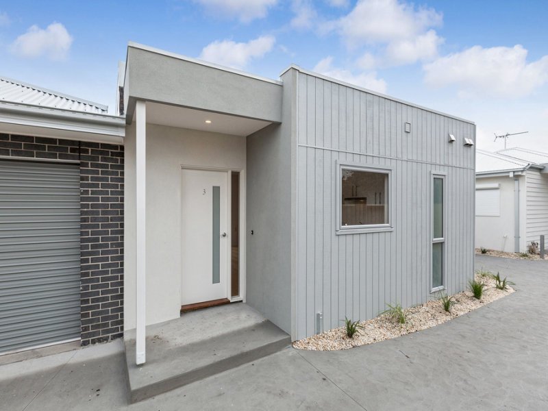 3 / 10 Clarendon Parade WEST FOOTSCRAY - Residential for sale