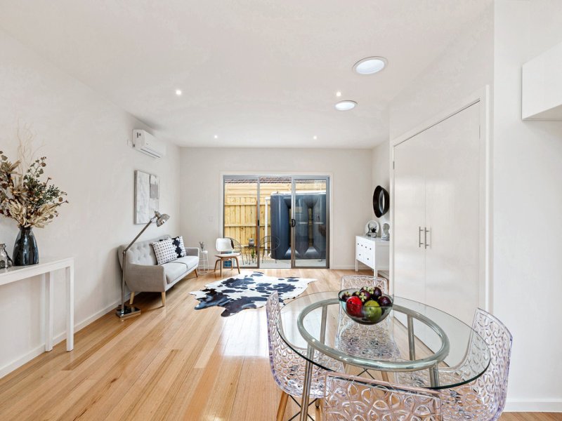 3 / 10 Clarendon Parade WEST FOOTSCRAY - Residential for sale