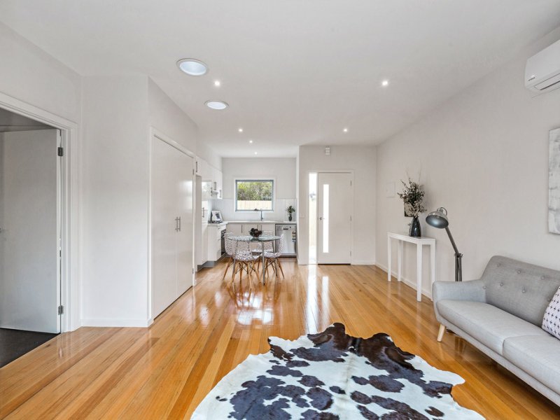 3 / 10 Clarendon Parade WEST FOOTSCRAY - Residential for sale