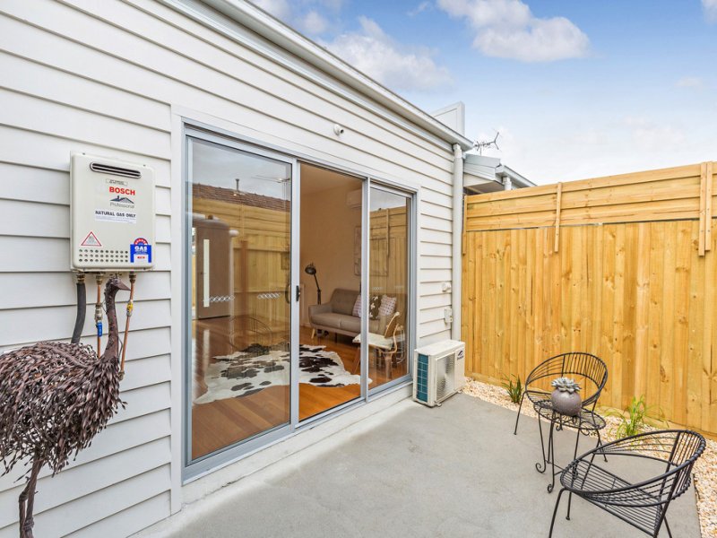 3 / 10 Clarendon Parade WEST FOOTSCRAY - Residential for sale