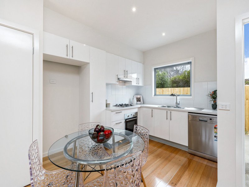 3 / 10 Clarendon Parade WEST FOOTSCRAY - Residential for sale