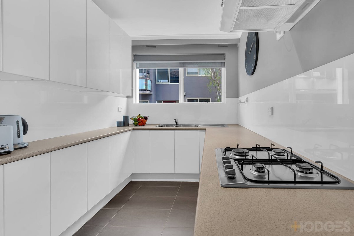 3 / 10 Commercial Road Mentone - Residential for sale