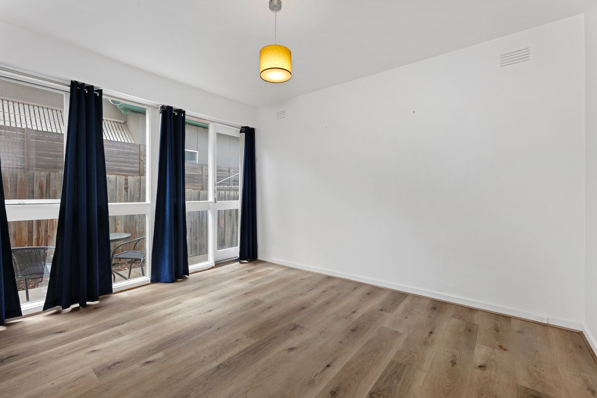 3 / 108 Park Street St Kilda West - Residential for lease