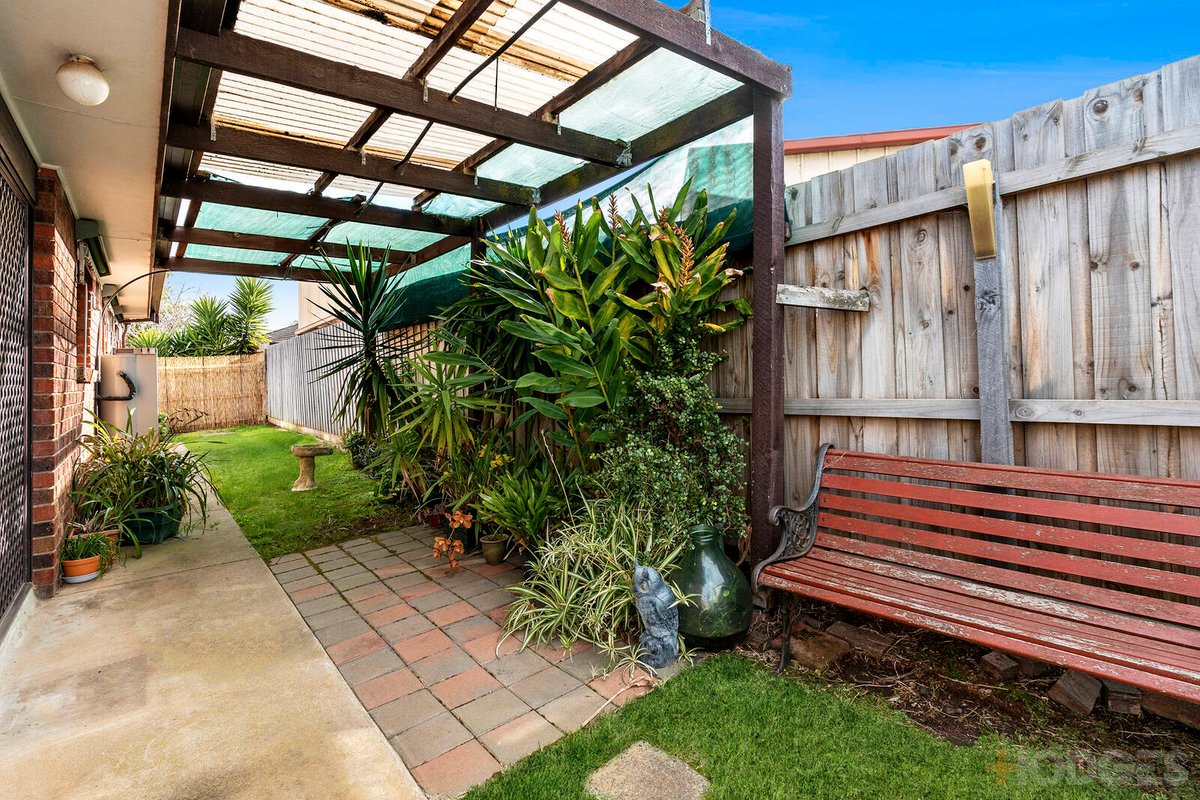 3 / 11 Henderson Drive Lara - Residential for sale