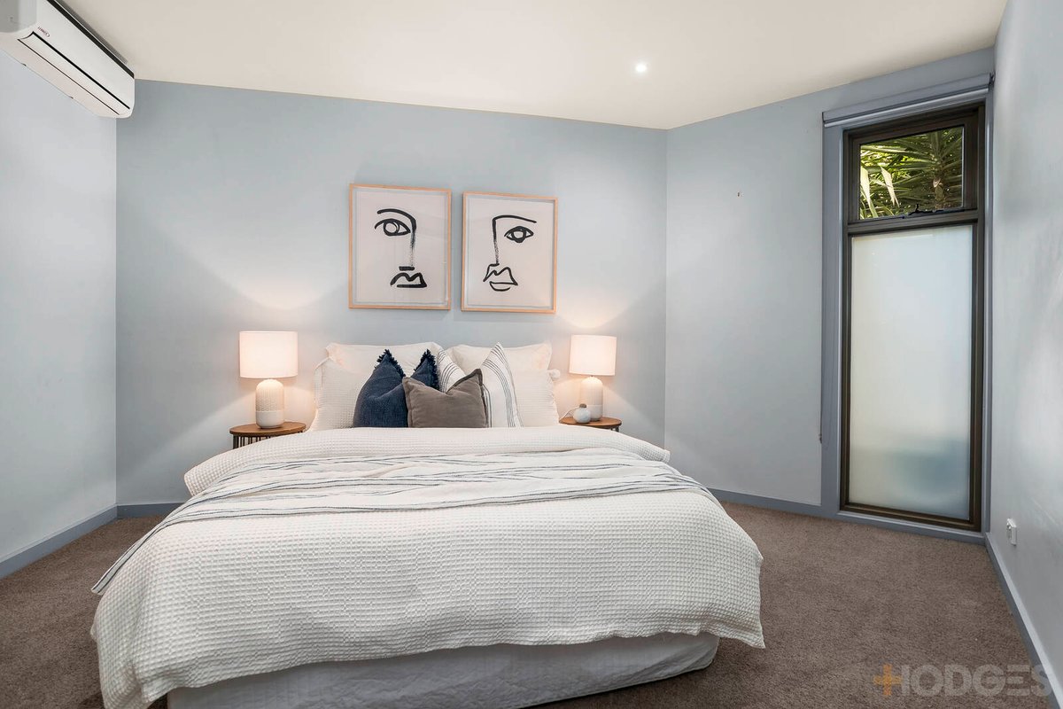 3 / 11 Railway Crescent Hampton - Residential for sale