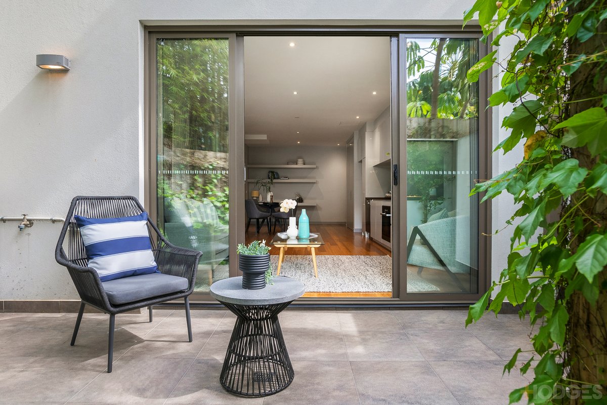 3 / 11 Railway Crescent Hampton - Residential for sale