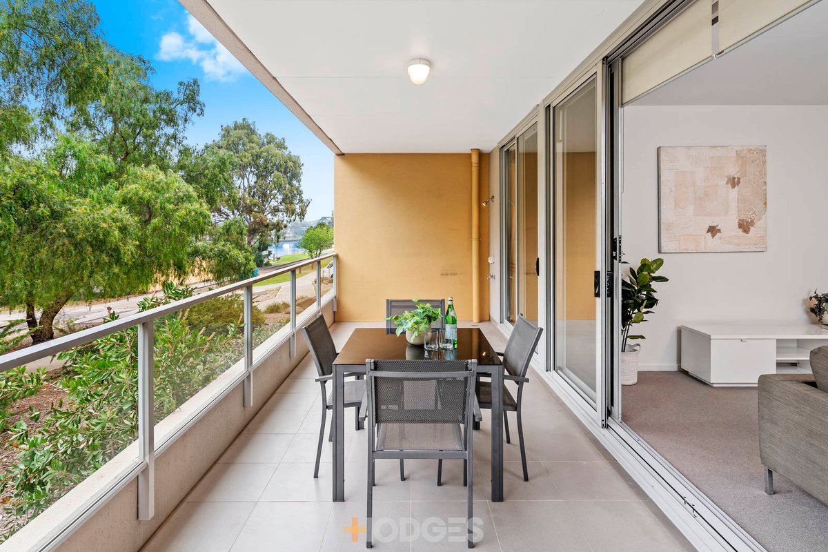 31 / 2 Saltriver Place Footscray - Residential for sale