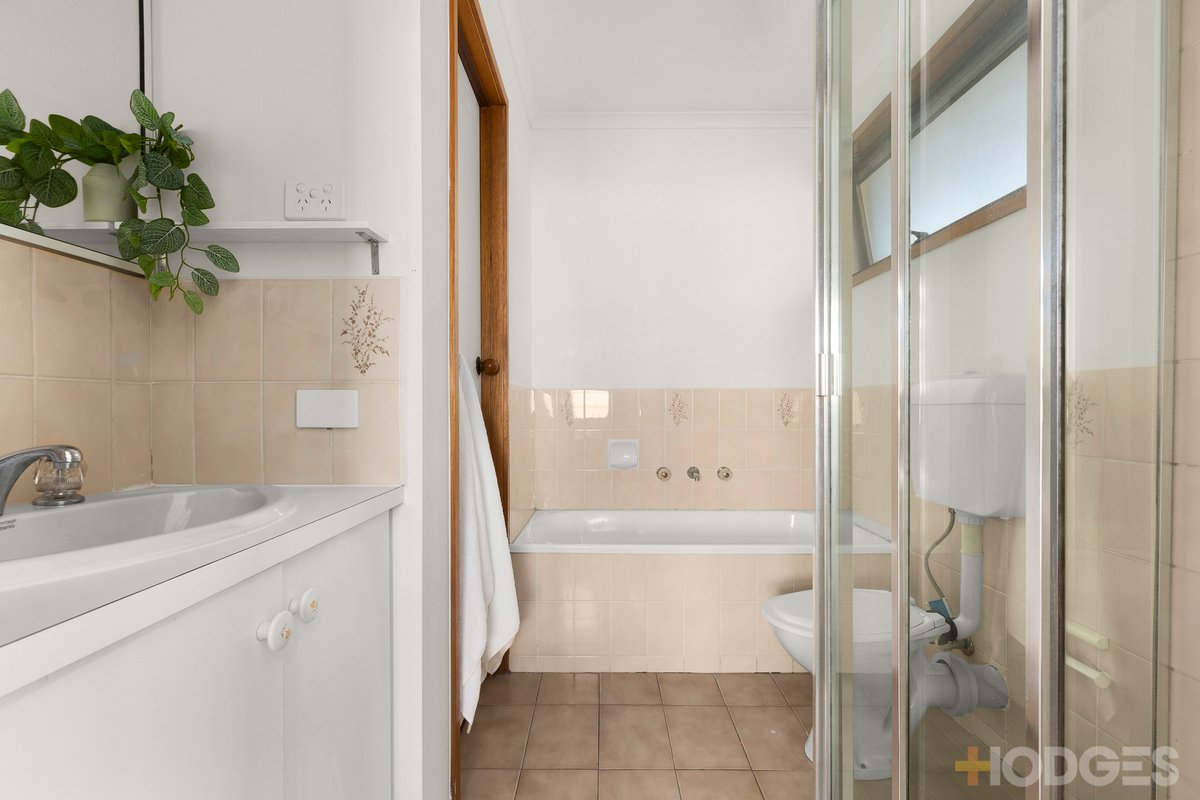 3 / 13 Osborne Avenue Glen Iris - Residential for sale