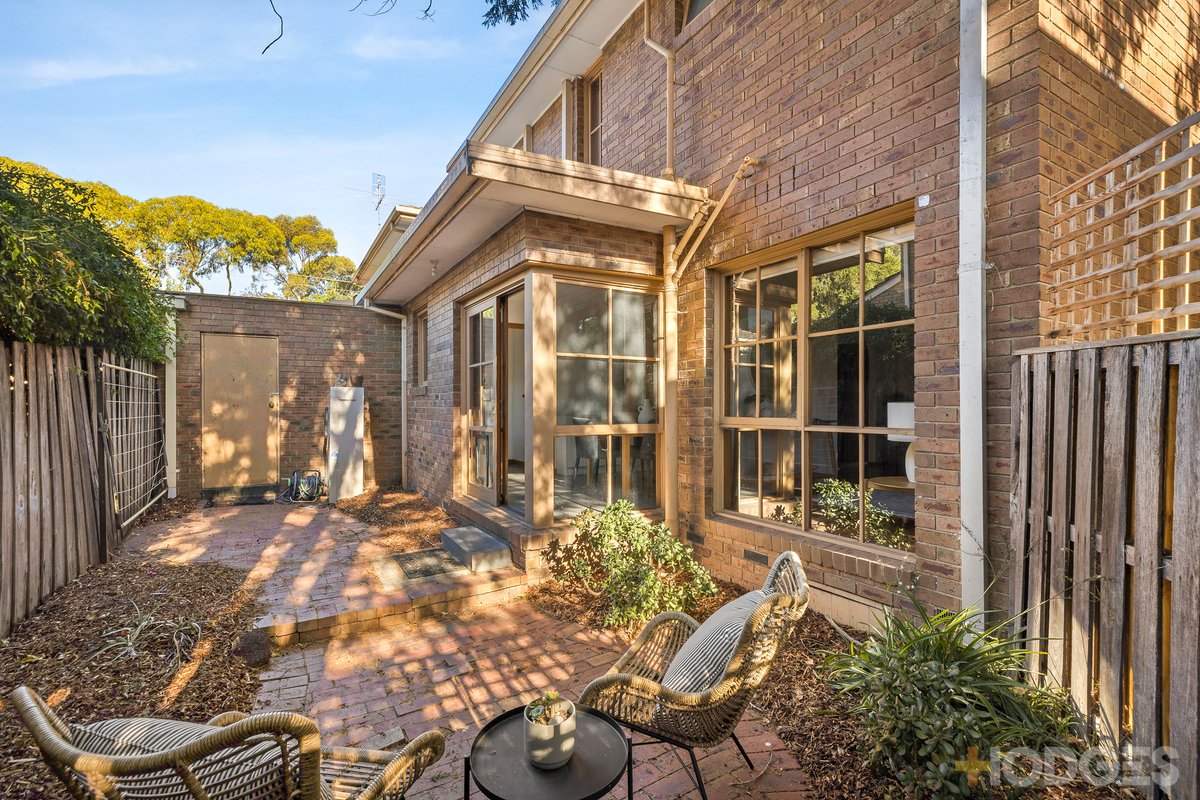 3 / 13 Osborne Avenue Glen Iris - Residential for sale