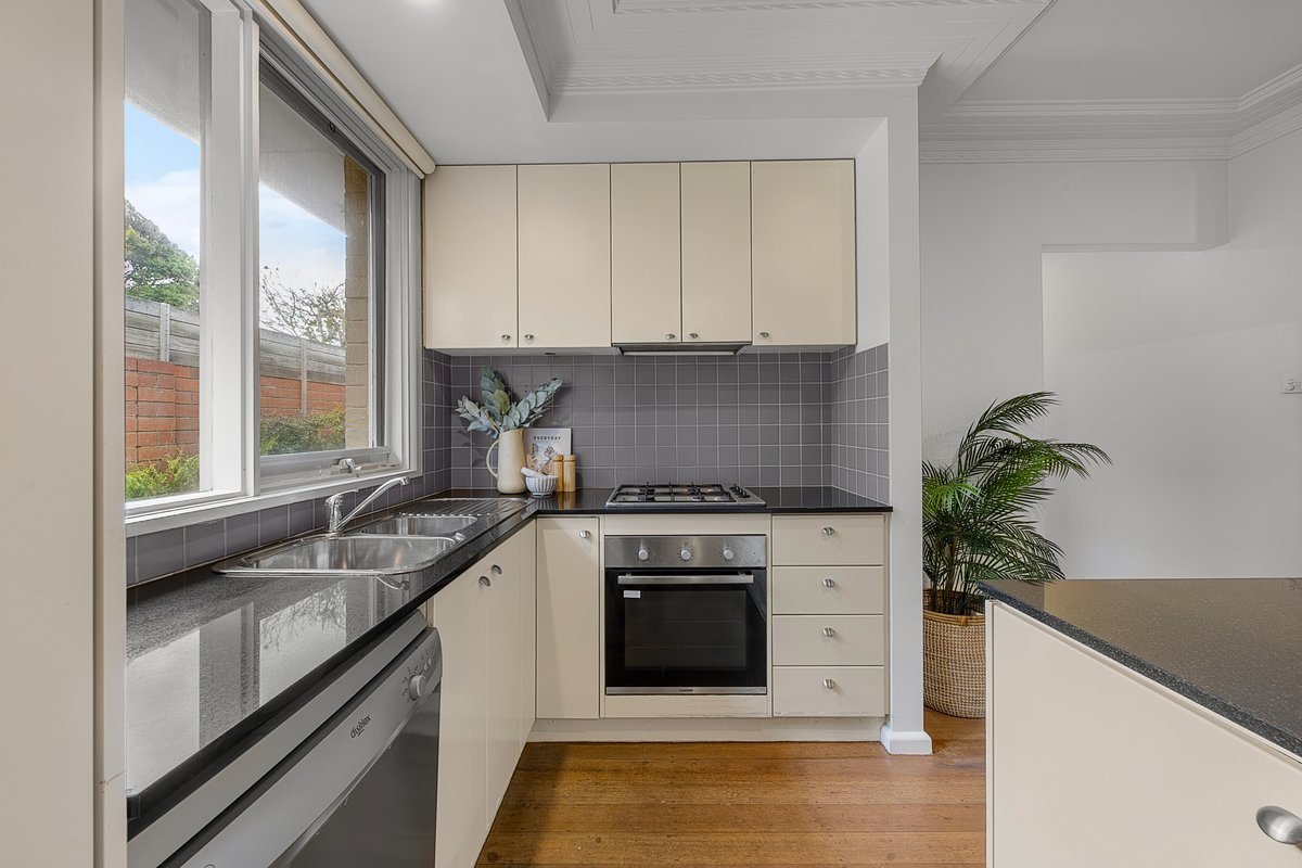 3 / 14 Burgess Street Beaumaris - Residential for sale