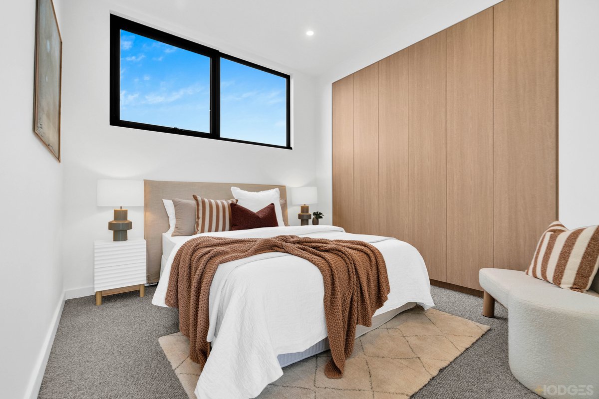 3 / 14 Lawrence Avenue Aspendale - Residential for sale