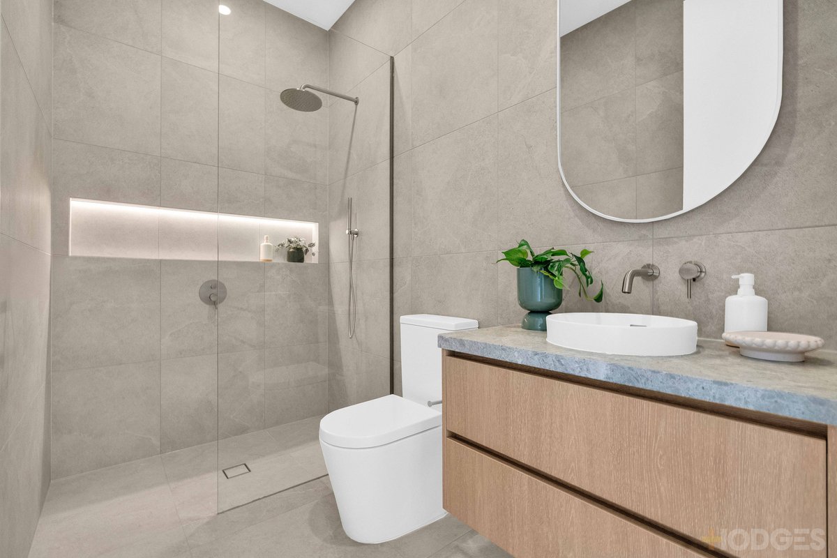 3 / 14 Lawrence Avenue Aspendale - Residential for sale