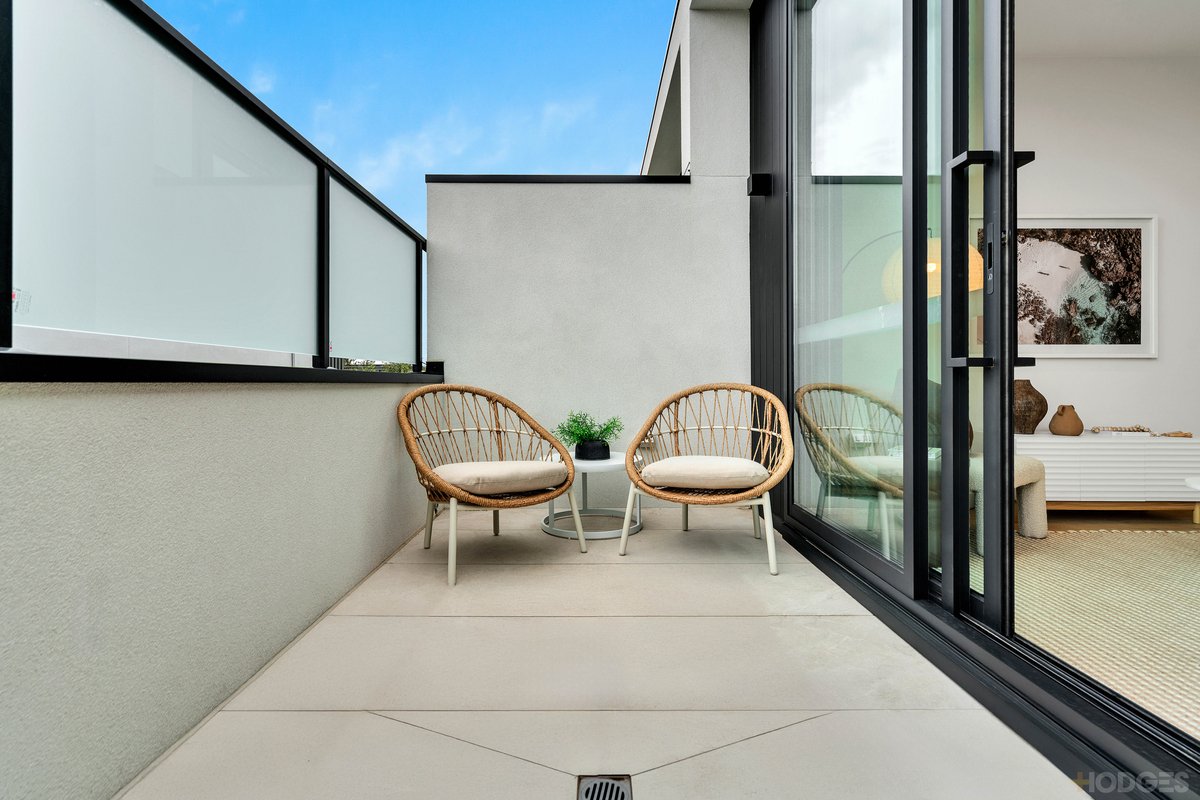 3 / 14 Lawrence Avenue Aspendale - Residential for sale