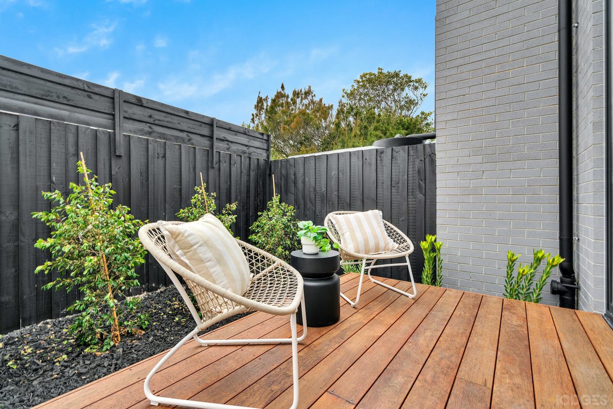 3 / 14 Lawrence Avenue Aspendale - Residential for sale