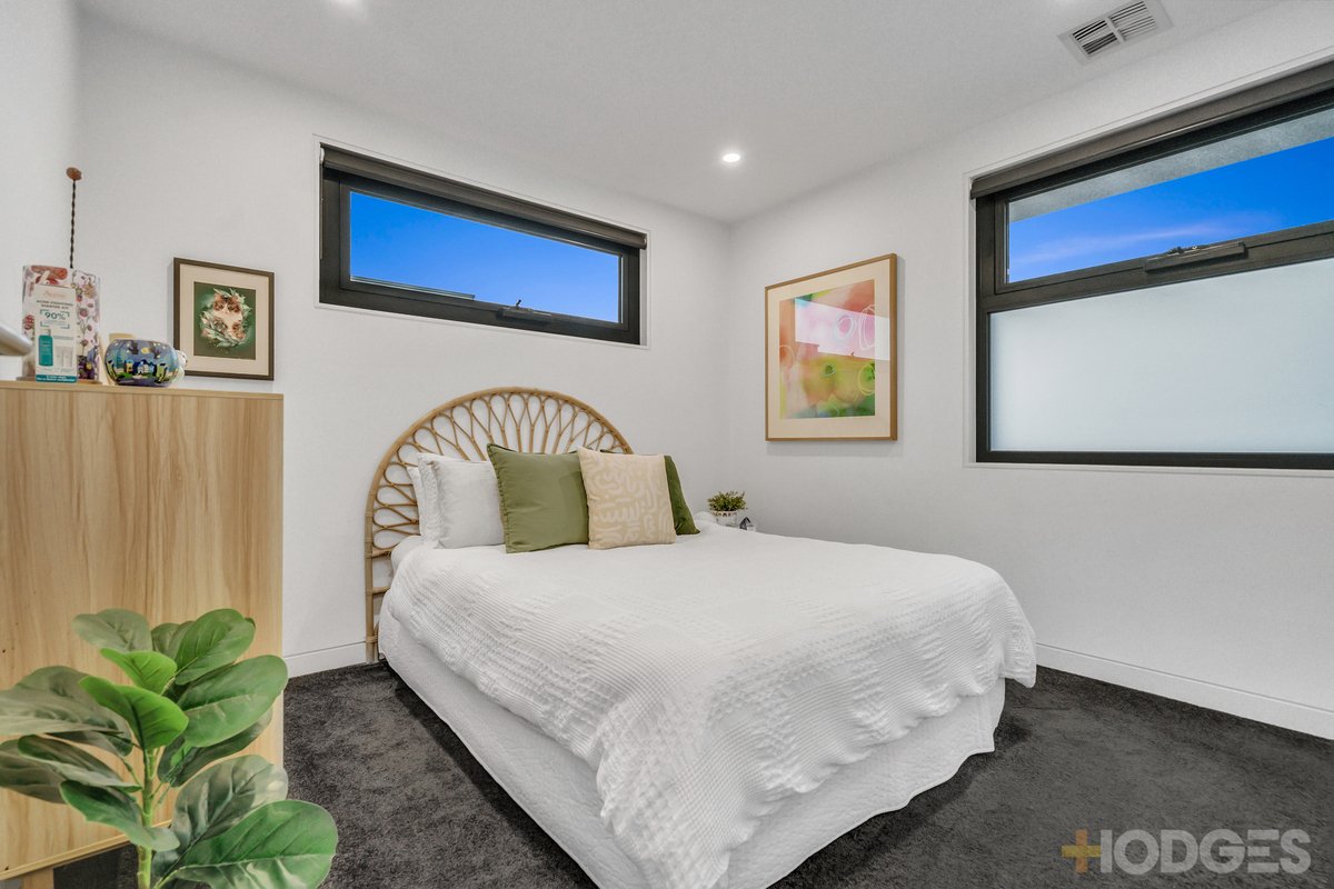 3 / 16 The Corso Parkdale - Residential for sale
