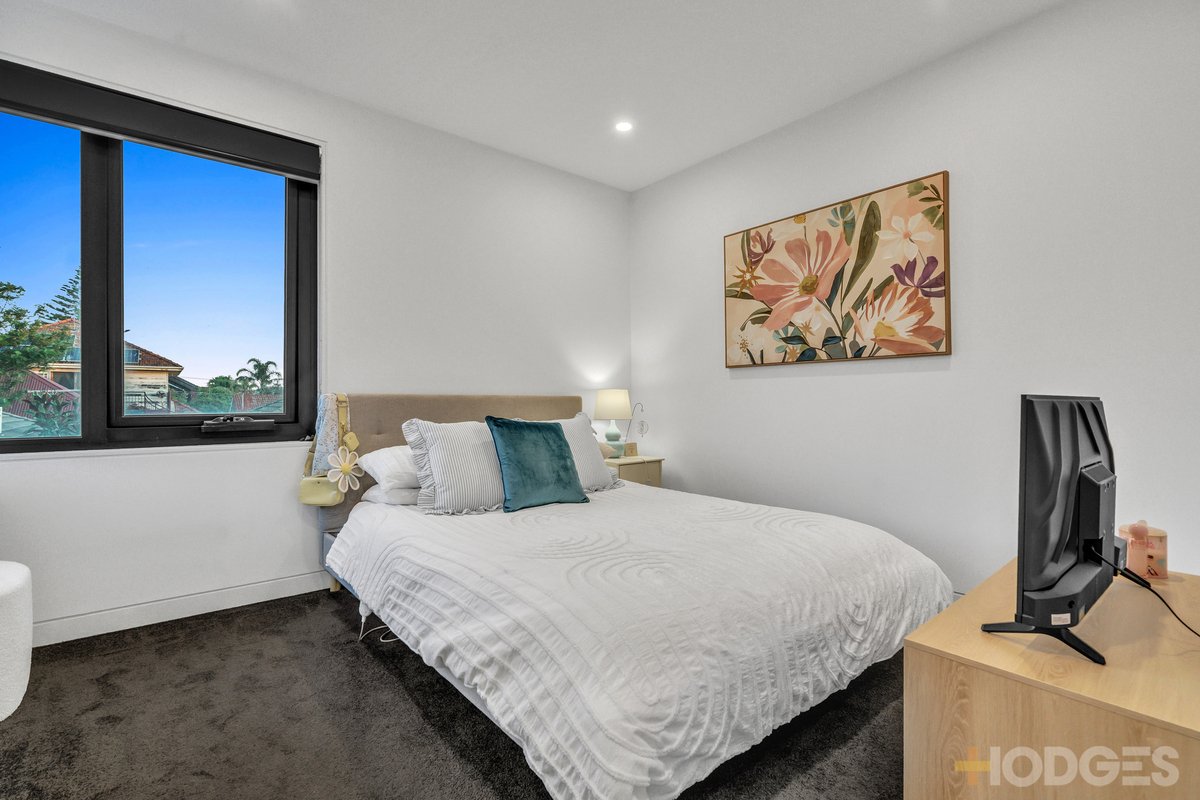 3 / 16 The Corso Parkdale - Residential for sale