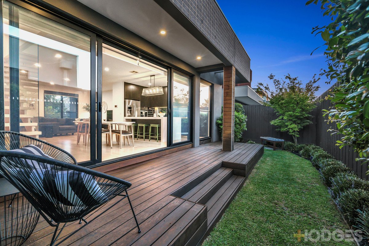 3 / 16 The Corso Parkdale - Residential for sale