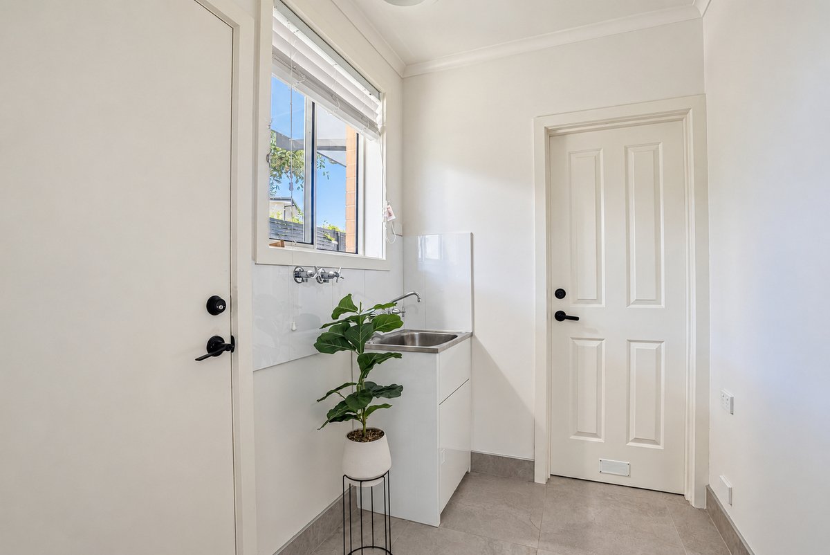 3 / 17 Kayden Street Cheltenham - Residential for sale
