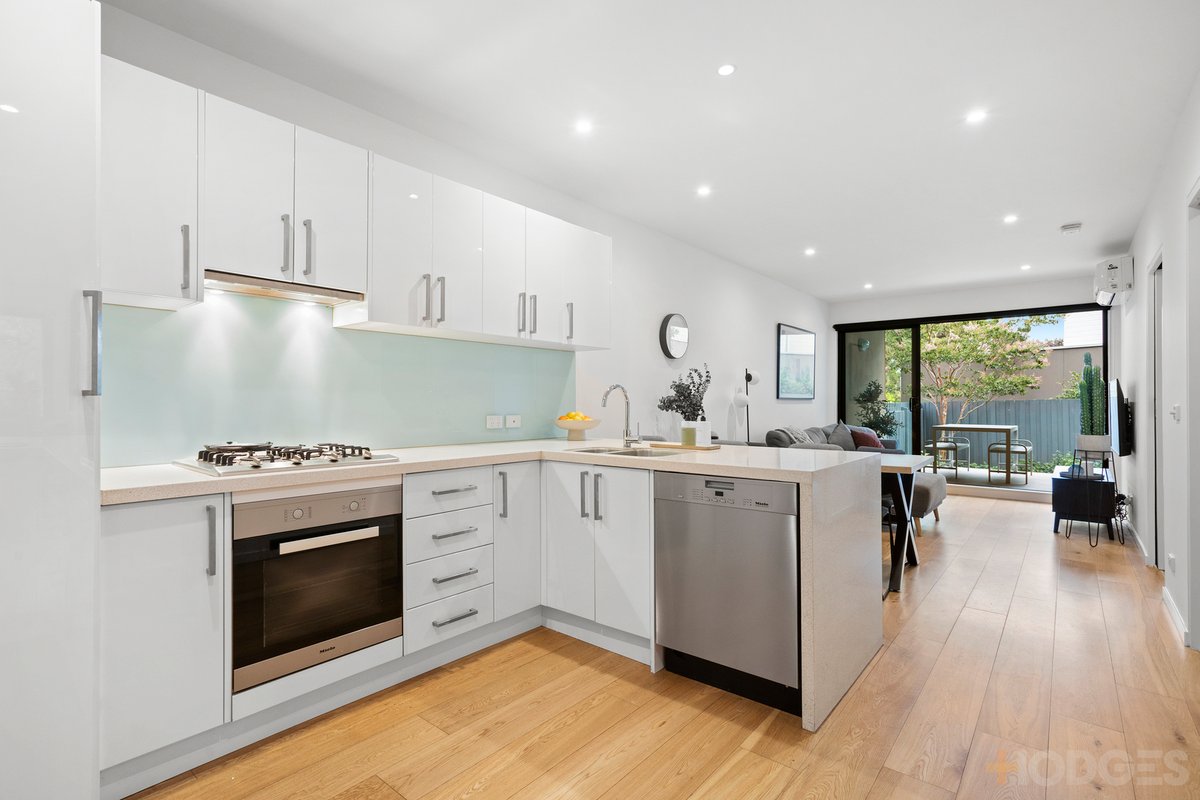 3 / 17 Keiller Street Hampton East - Residential for sale