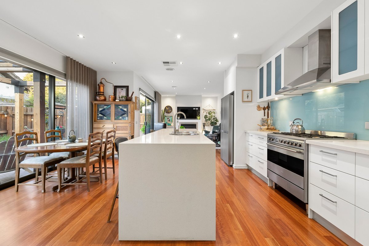 3 / 184 Nepean Highway Aspendale - Residential for sale