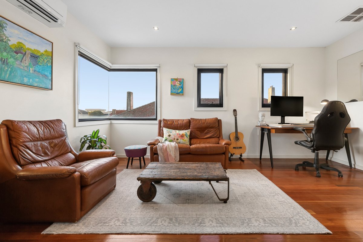 3 / 184 Nepean Highway Aspendale - Residential for sale