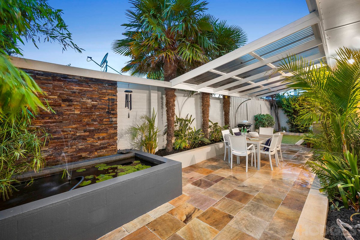 3 / 2-4 Haldane Street Beaumaris - Residential for sale