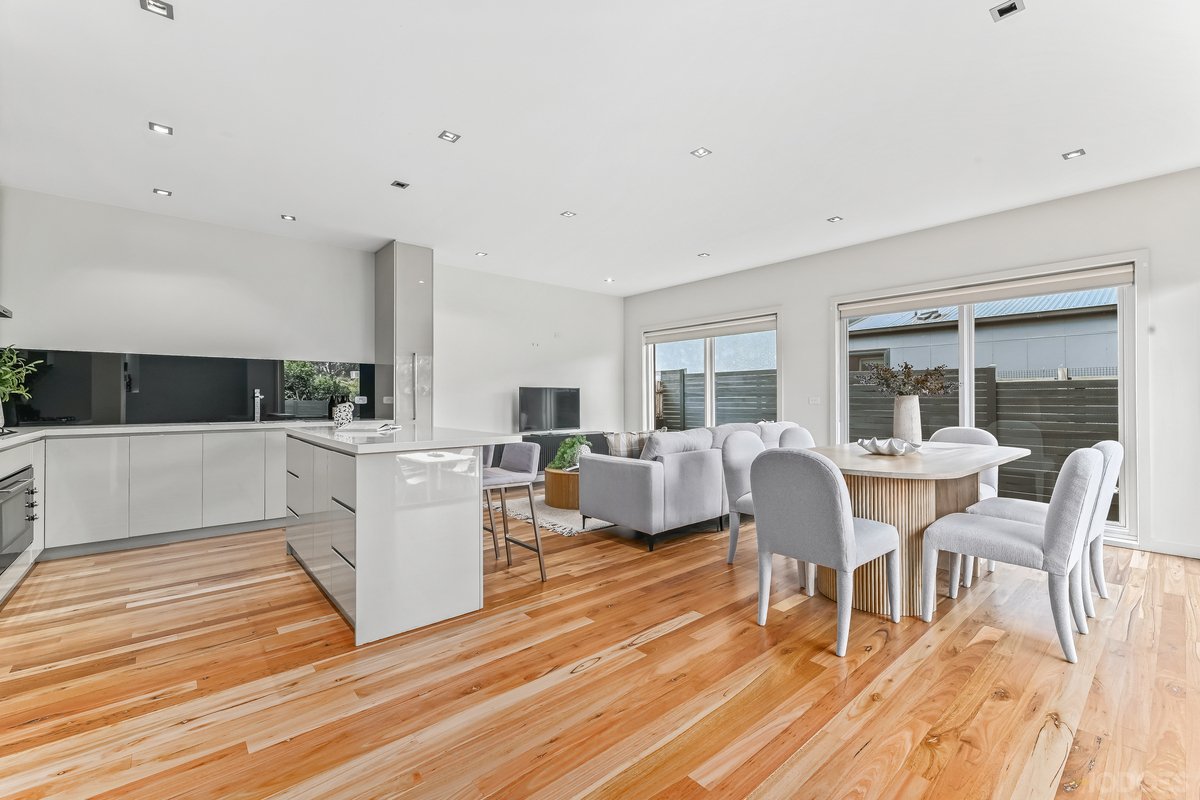 3 / 2 Bayview Road Beaumaris - Residential for sale