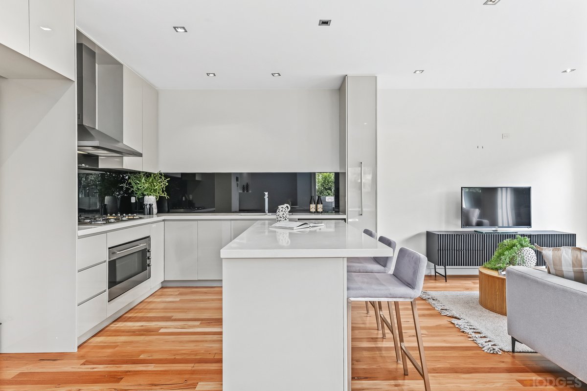 3 / 2 Bayview Road Beaumaris - Residential for sale