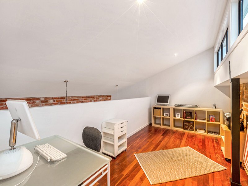 3 / 2 Bilston Street SEDDON - Residential for sale