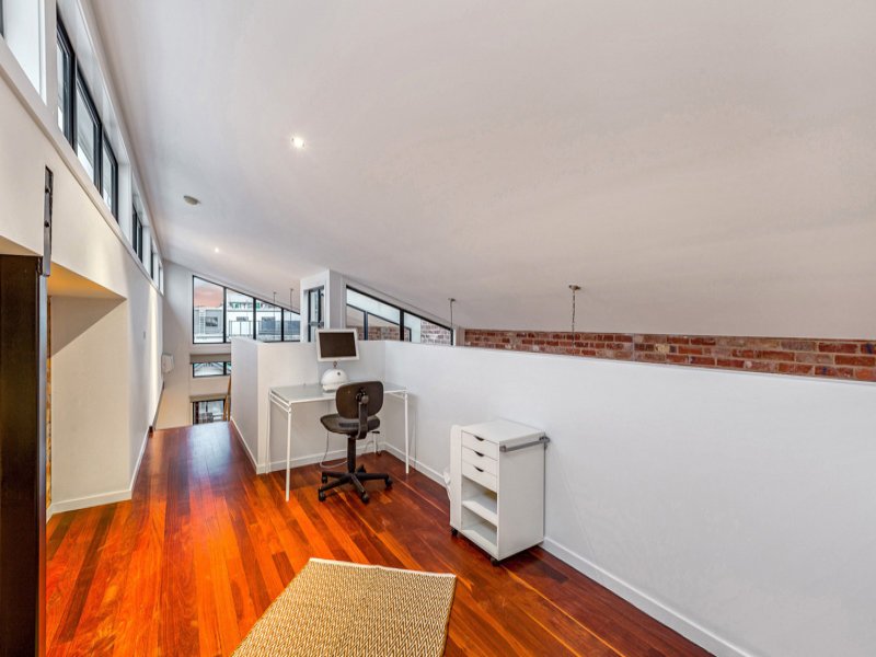 3 / 2 Bilston Street SEDDON - Residential for sale