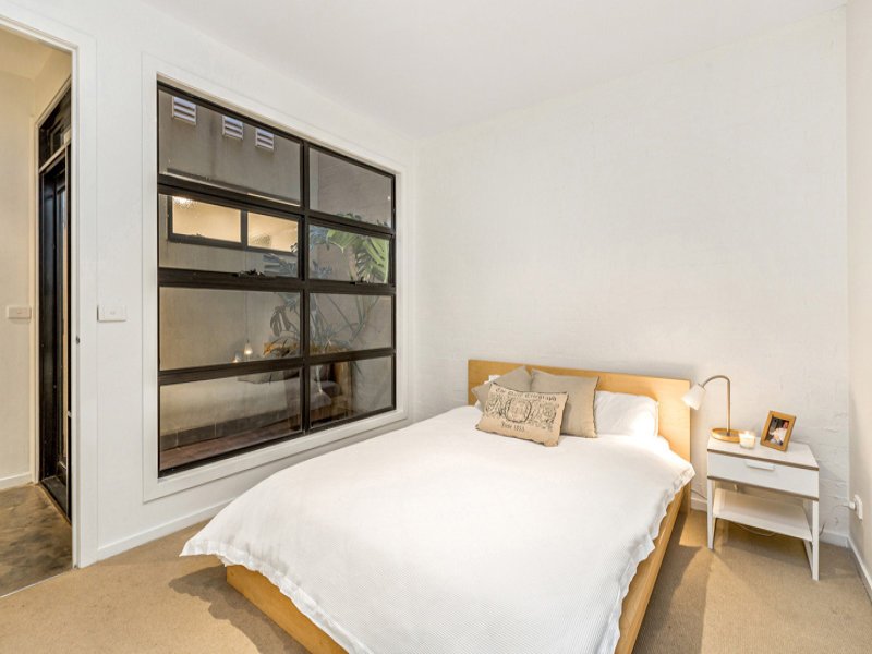 3 / 2 Bilston Street SEDDON - Residential for sale