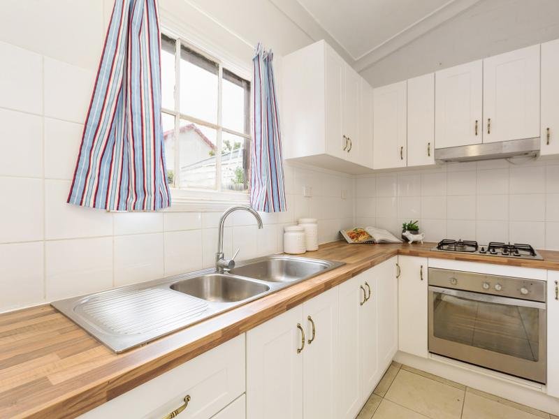 32 Chatham Street FOOTSCRAY - Residential for sale