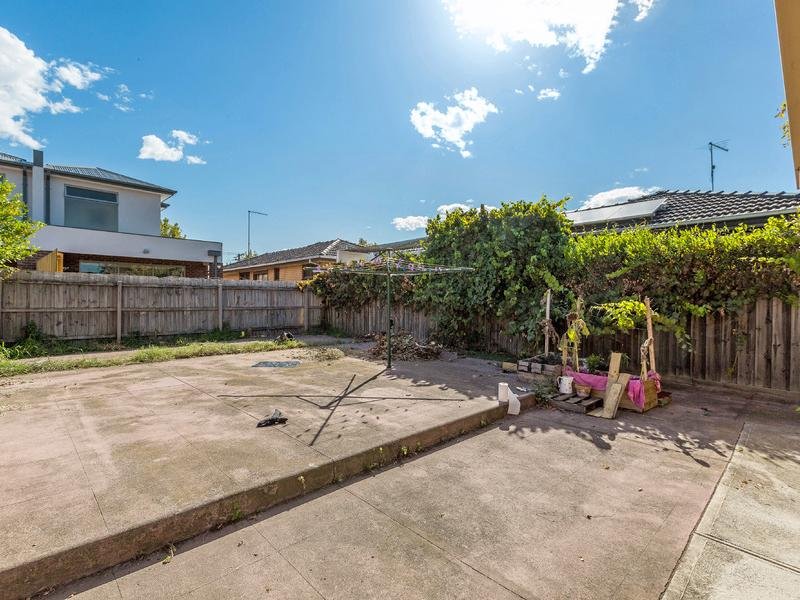 3 / 2 Dyson Street WEST FOOTSCRAY - Residential for sale