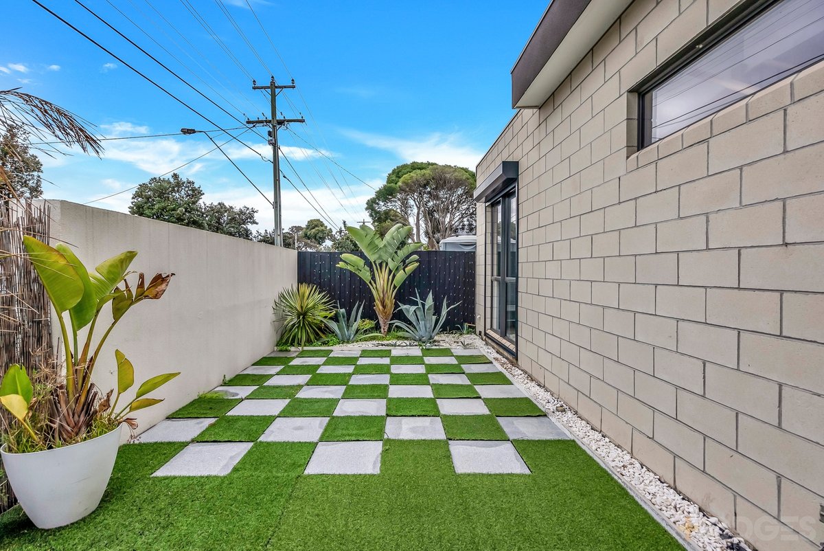 32 Mcleod Road Carrum - Residential for sale