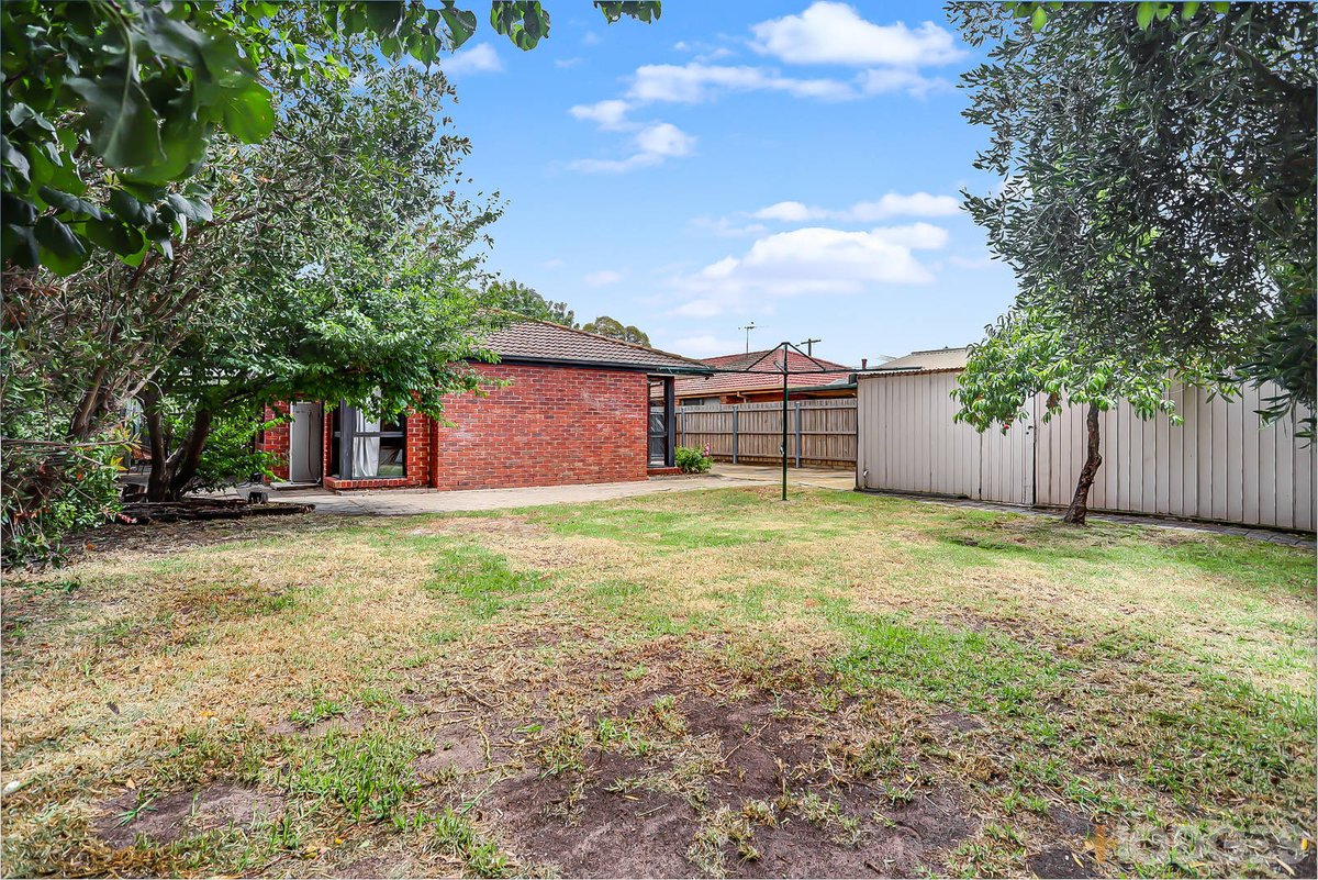 32 Perkins Avenue Hoppers Crossing - Residential for sale