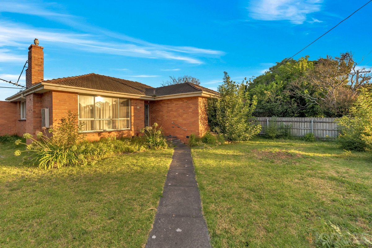 32 Southern Road Mentone - Residential for sale